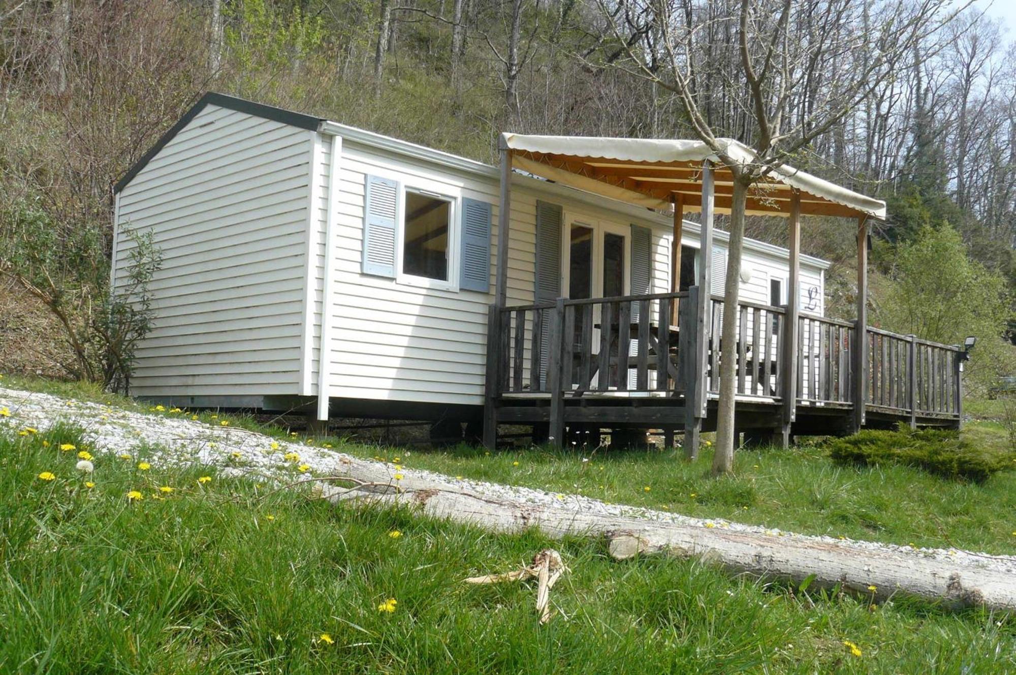Camping Le Rey Louvie Juzon الغرفة الصورة