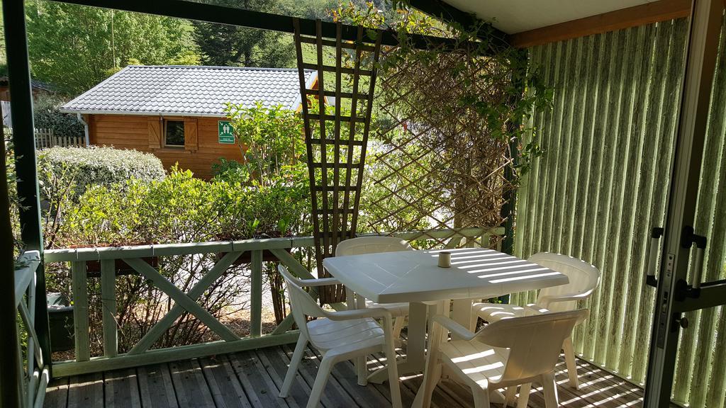 Camping Le Rey Louvie Juzon المظهر الخارجي الصورة