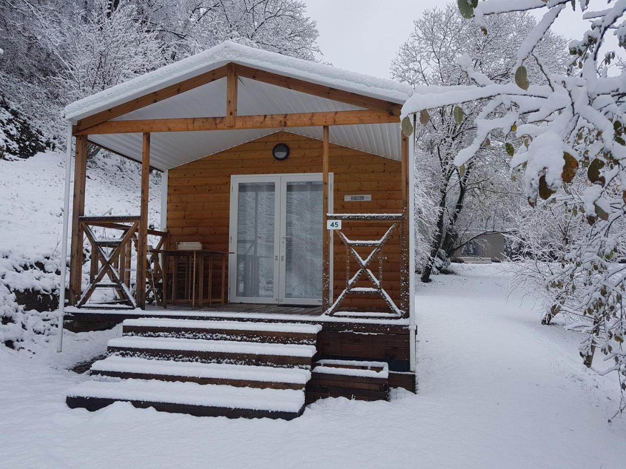 Camping Le Rey Louvie Juzon المظهر الخارجي الصورة