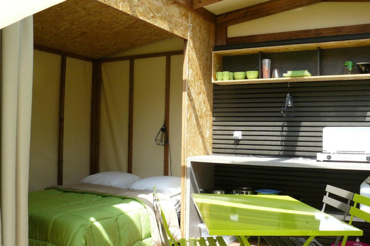 Camping Le Rey Louvie Juzon المظهر الخارجي الصورة